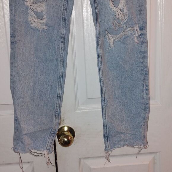 Denim & Denim light washed boyfriend low waist distress jeans Sz 2 - Picture 2 of 9